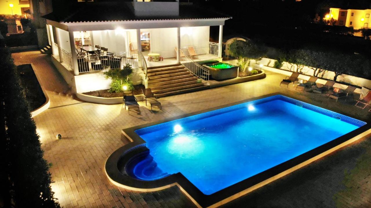 Sunset Villa By Laranjal Rentals Olhos de Agua  Exterior photo
